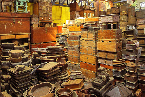 cochin-antiques-warehouse